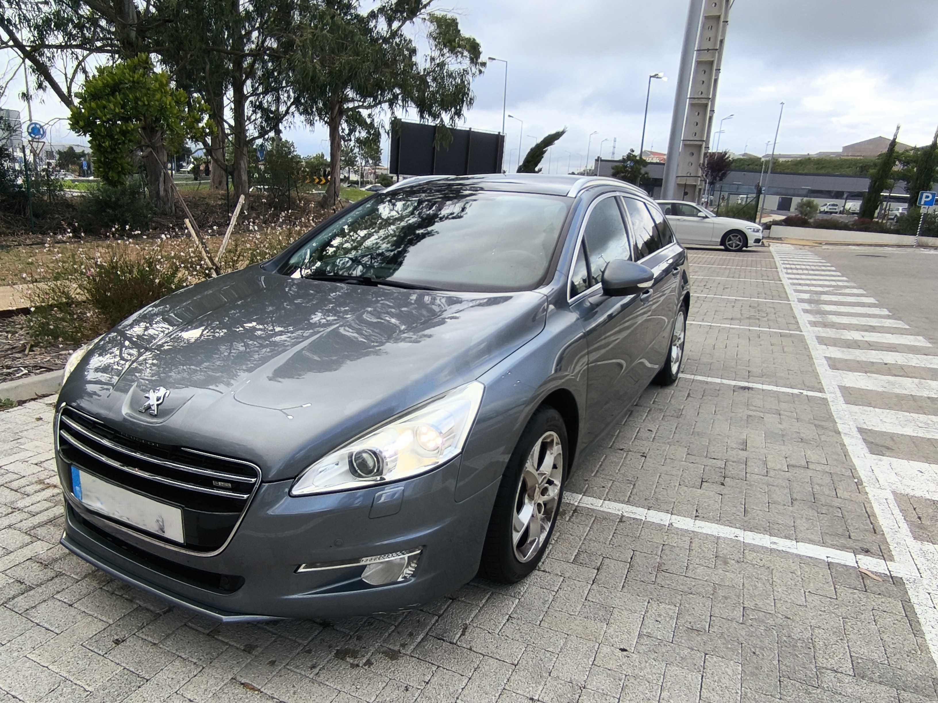 Peugeot 508 SW 2012 1.6HDI | Tecto Panorâmico e Estofos em Pele