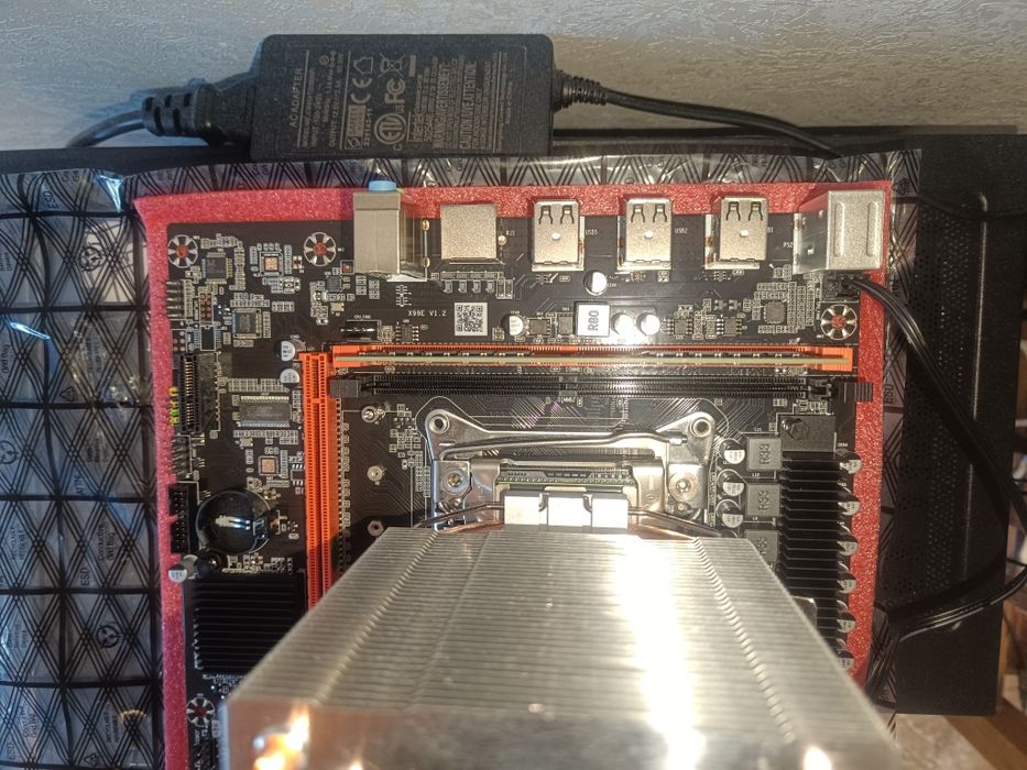 Intel Xeon 2680v4 комплект Lga2011