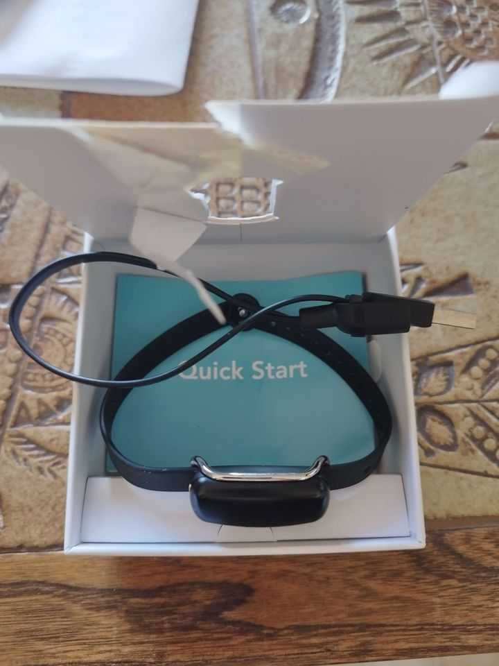 Bond Touch Bracelet - Be together, even when you're apart.