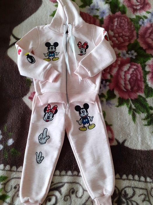 Костюм 104-110..