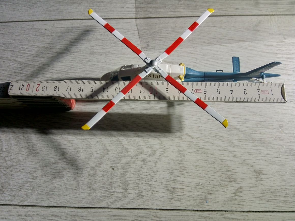 Model śmigłowiec helikopter