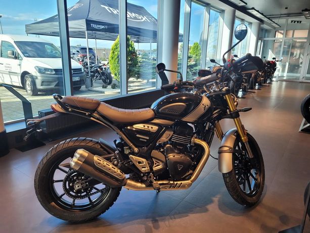 Triumph Scrambler 400X Phantom Black 2025