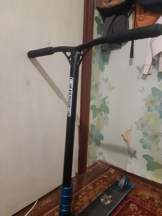 продам ИЛИ АБМЕН самакат кросер на скс стрит дека новый царапины коцки