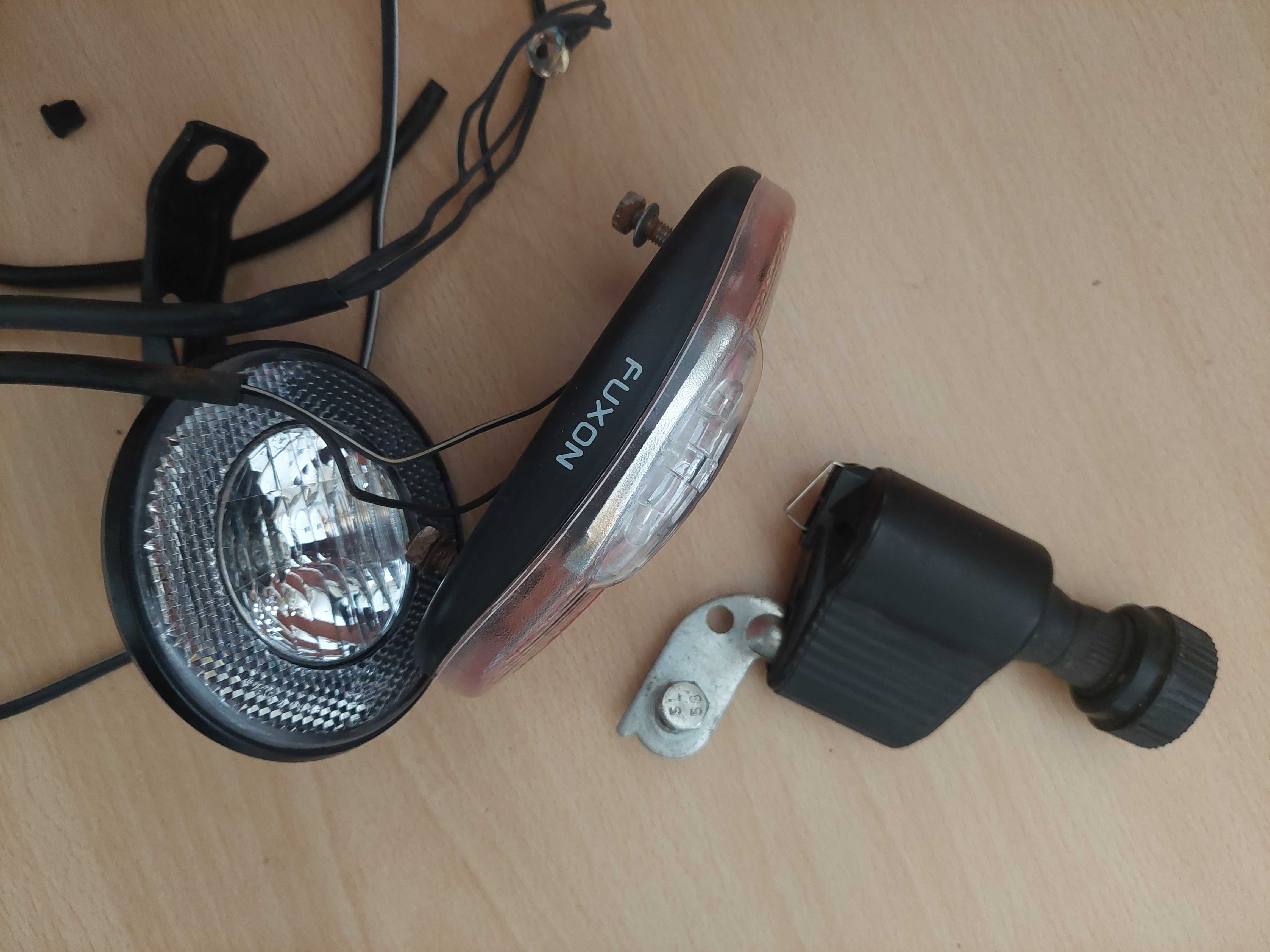 Zestaw oświetlenie dynamo lampki przód i tył Halogen komplet SPRAWNE
