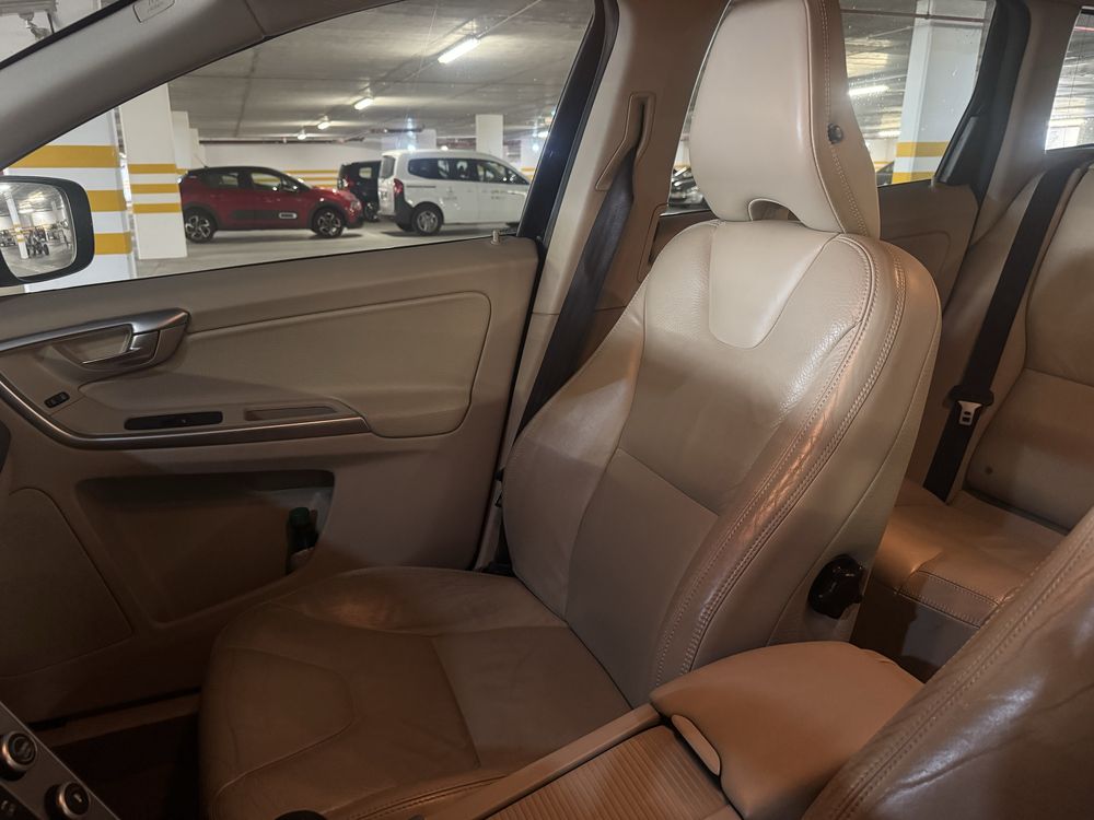 Volvo XC60 2.4 D5 175cv