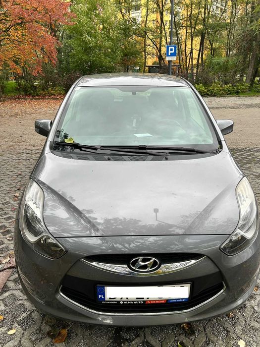 Mam do sprzedania  samochód  Hyundai  ix 20 rocznik 2012 r.