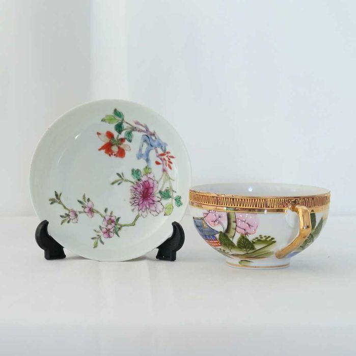 Chávena com pires oriental pintados à mão