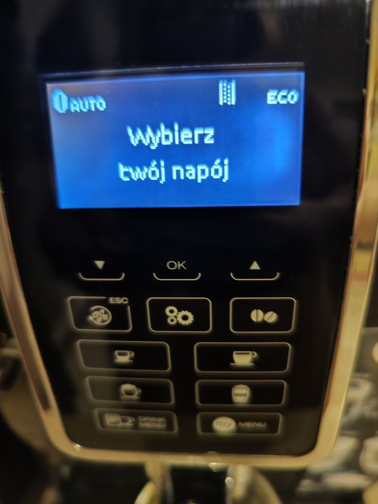 Sprzedam ekspres ciśnieniowy DeLonghi