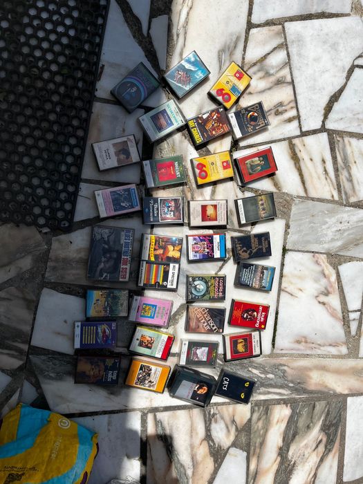 Dvds e cassetes originais