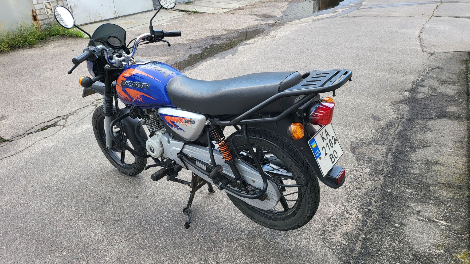 Bajaj boxer X cross