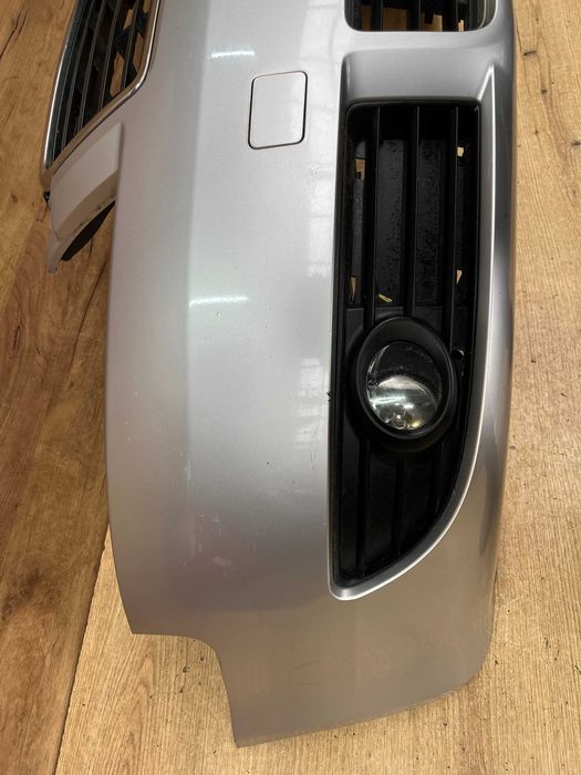 Zderzak przedni Audi A4 B6 Cabrio kolor ly7w