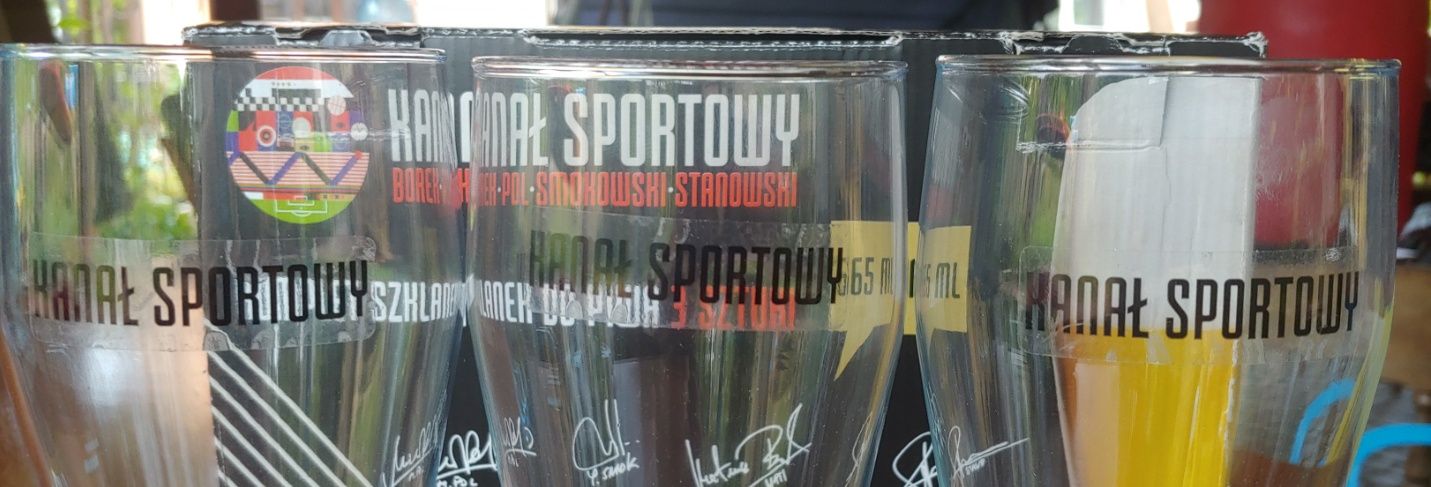 Piękny kultowy zestaw szklanek Kanał Sportowy