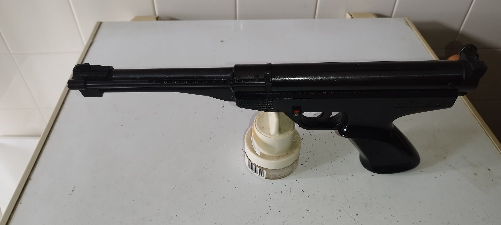 Pistola gamo 4,5