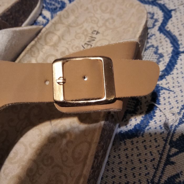 Шлепки босоножки Женские новые через пальчик