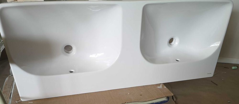 GEBERIT Umywalka SMYLE SQUARE podwójna 120 cm