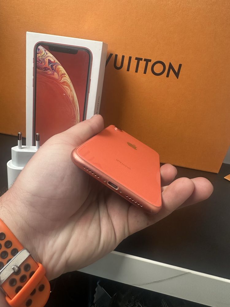 iPhone XR 64 Gb мобільний телефон