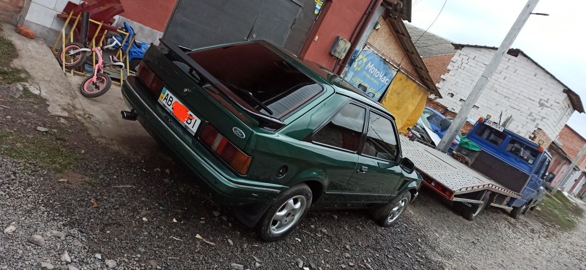 Ford escort 1,3бензин