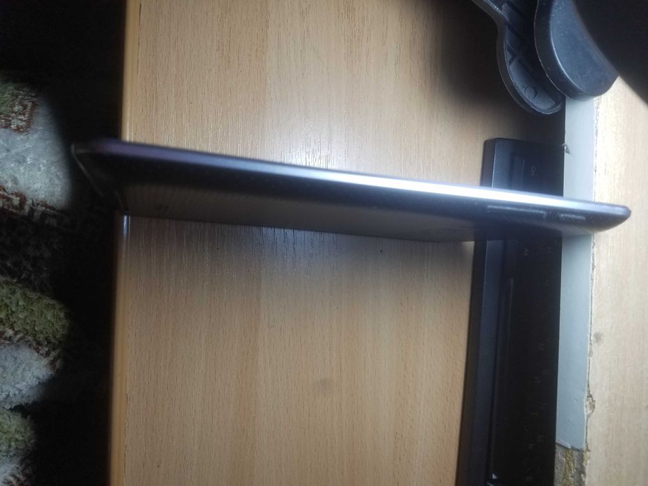 Продаю планшет NEXSUS 7 В хорошем состояние.