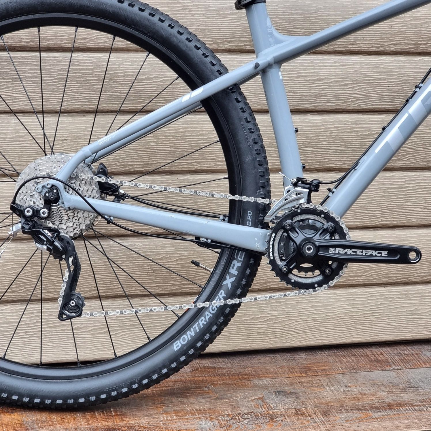 Вилка ROCKSHOX AIR Shimano Deore XT Disc Гідравлика 
29 TREK X-CALIBER