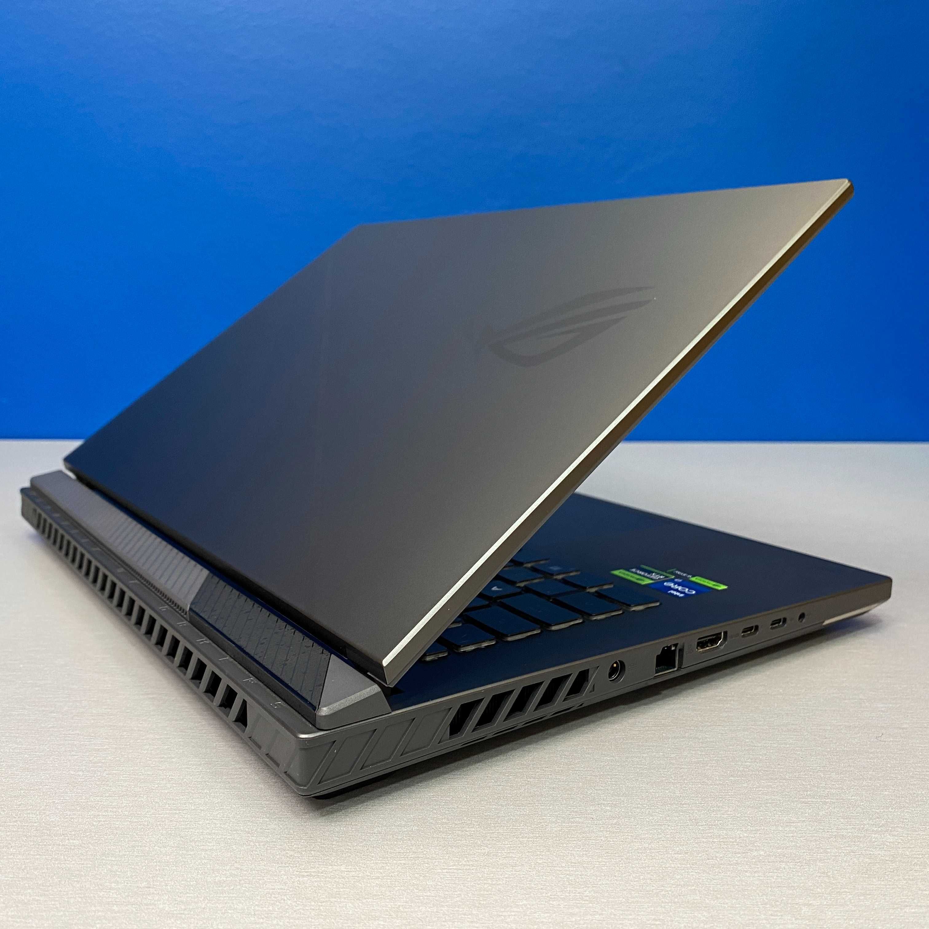 ASUS ROG Strix G16 - 16" (i7-13650HX/16GB/512GB SSD/RTX 4060 8GB)