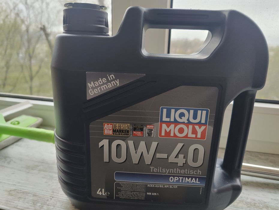 Продам масло 10w-40 liquid moly