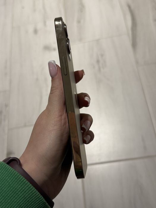 Iphone 12 Pro Max, gold