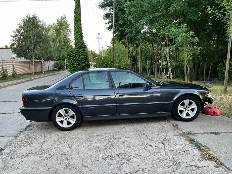 BMW E38 730I m60b30