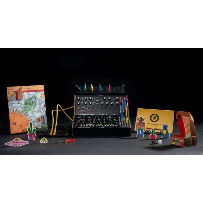 Moog Sound Studio Mother-32 & DFAM
Syntezator