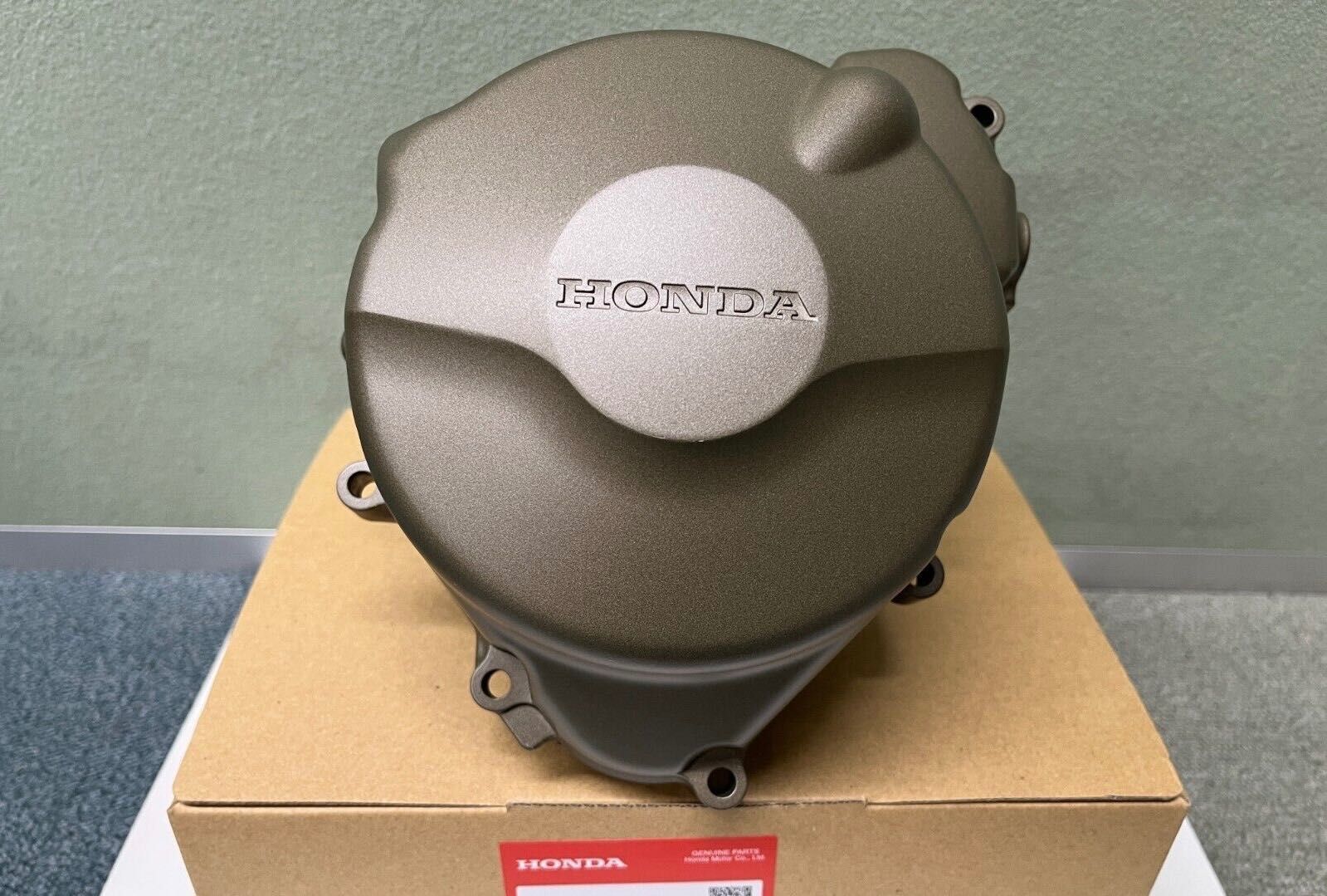 Крышка генератора HONDA CBR600F4i новая оригинал в наличии