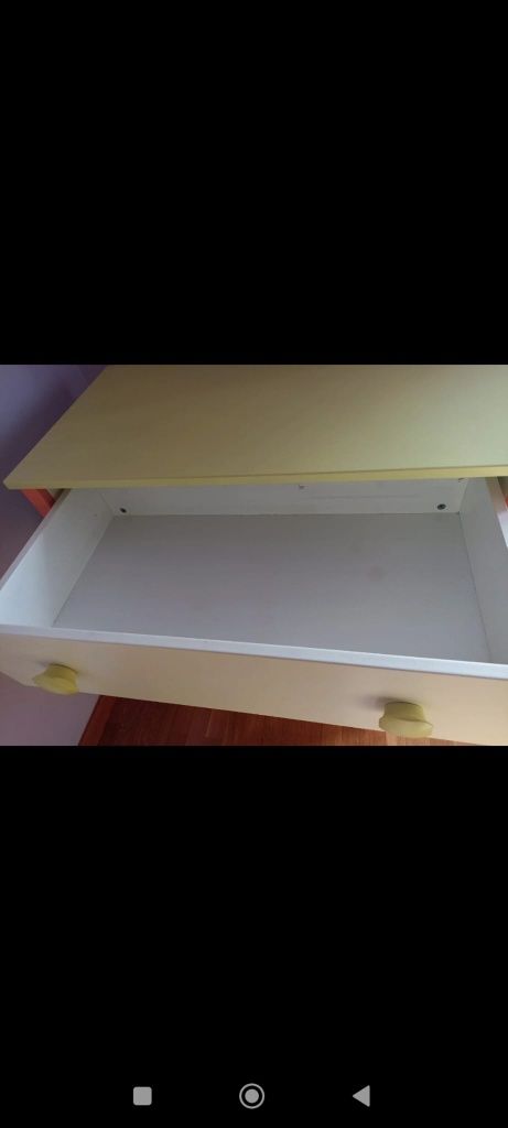 Quarto criança c duas camas