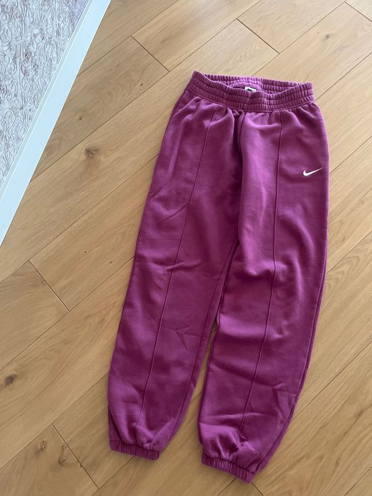 Spodnie dresowe Nike rozmiar S, ale bardziej M/L