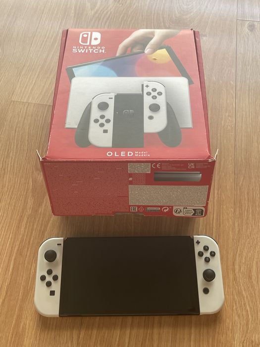 Nitendo Switch Oled DESBLOQUEADA NOVA!!!