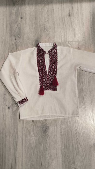 Вишиванка на хлопчика 3-4 роки