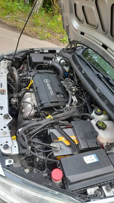 Продам  опель астра j 1.6 газ/бензин