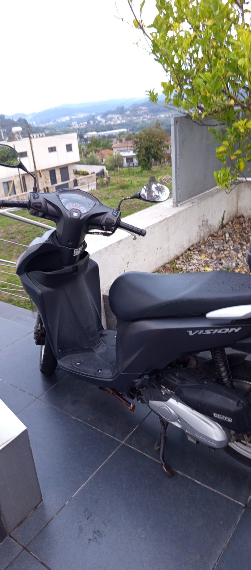 Honda vision 110 só hoje 1200€