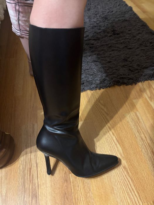 Чобітки на шпильці