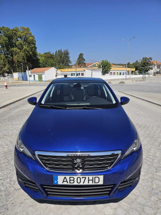 Peugeot 308 1.6 BlueHDi Allure J17 EAT6