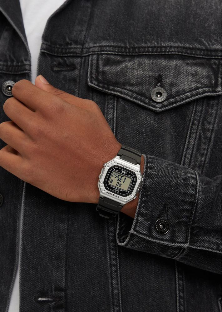 Casio Годинник Digital Chronograph