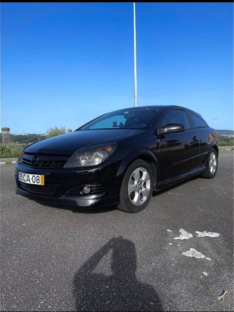 Opel astra gtc 5 lugares