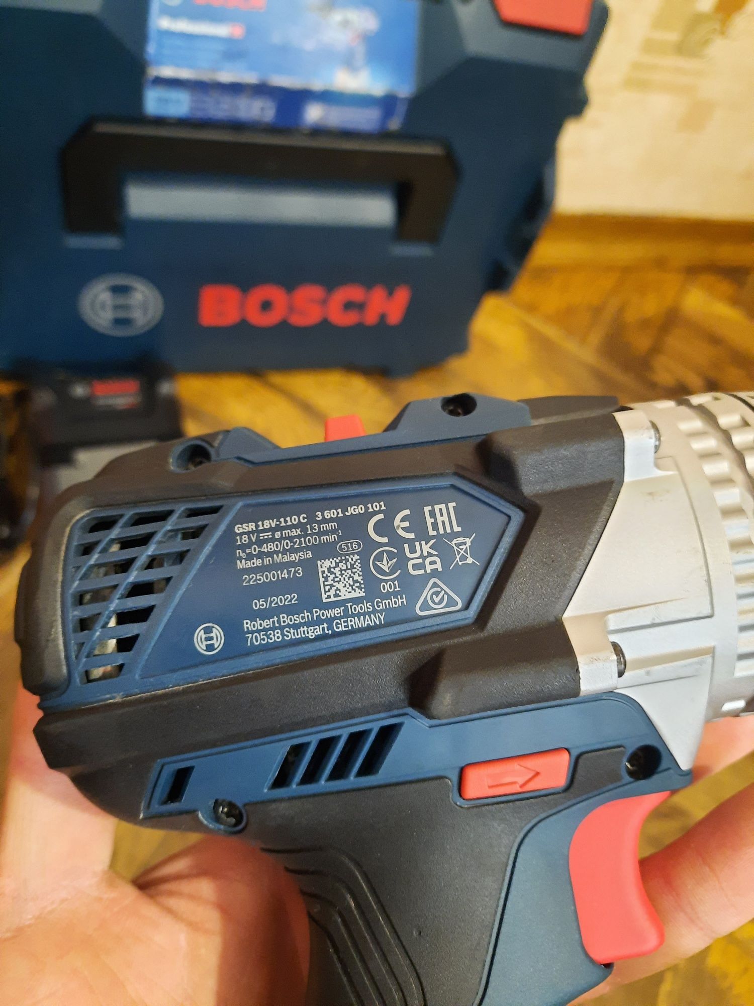 Комплект!!Безщітковий шуруповерт Bosch GSR 18V-110 C+акб(4аг)+з/у+кейс