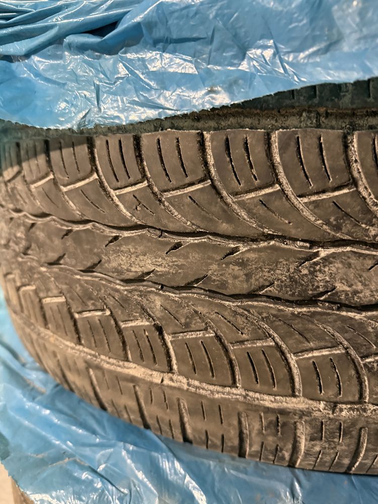 4x Opony r22 265/35 R22