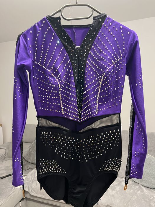 Stroj do gimnastyki artystycznej , tańca