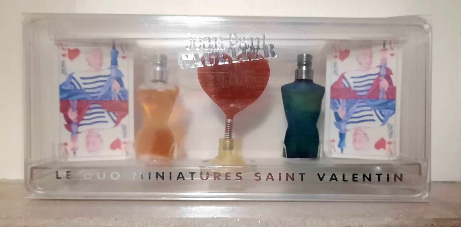 Coffret com dois perfumes miniatura originais