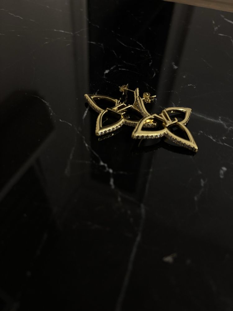 Kolczyki Louis Vuitton LV nowe złote