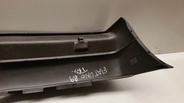 Pára-choques trás FIAT Uno (146_)