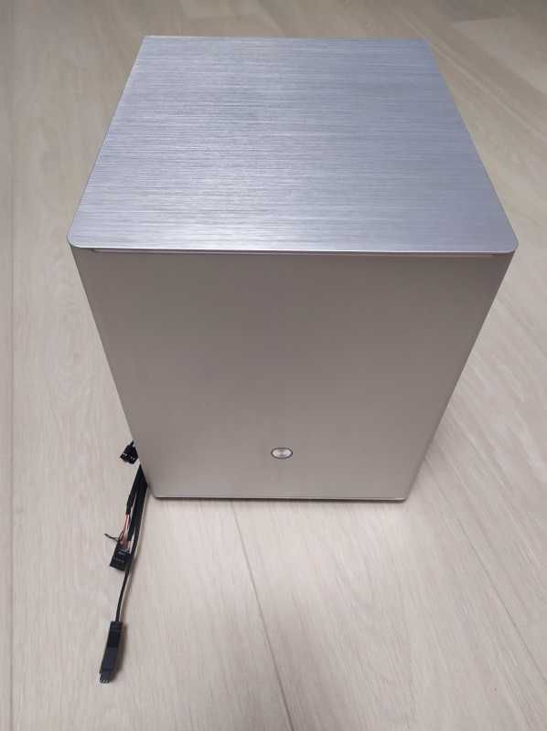 Obudowa PC Jonsbo V4