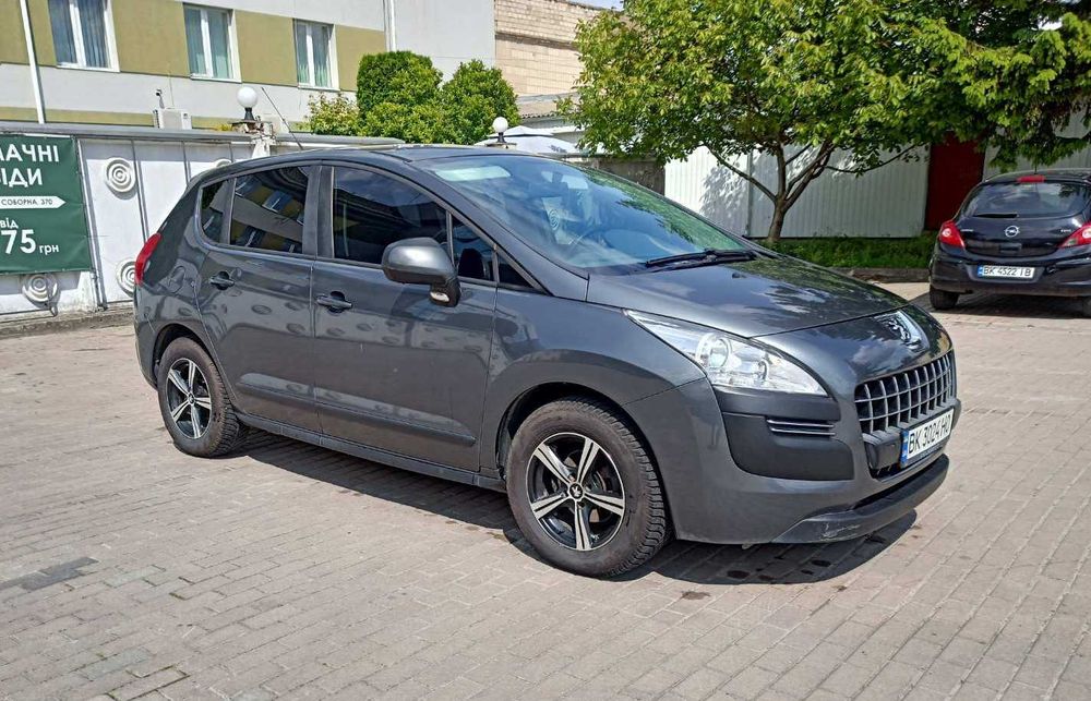 Продам Peugeot 3008, дизель 1,6, механічна КПП, 2009 рік