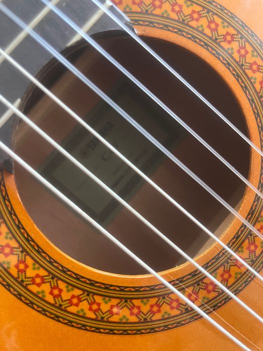 Gitara Yamaha c40