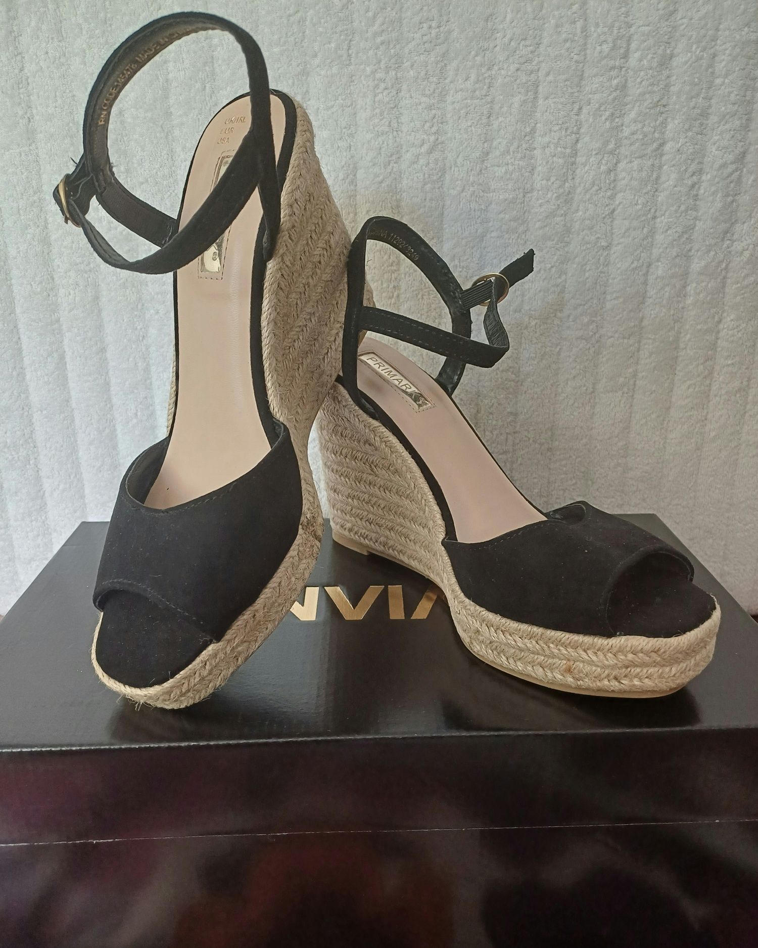 Zamszowe sandały/ buty  Primark