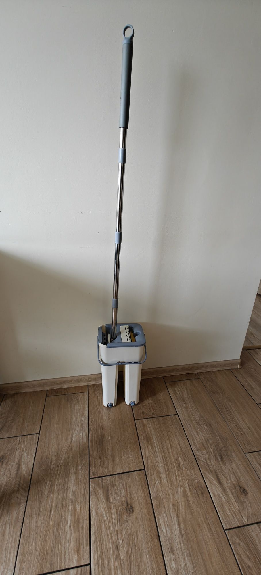 Mop dwukomorowy skladany